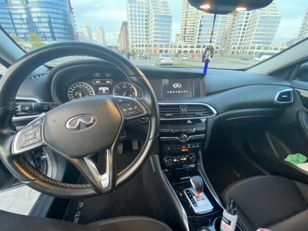 Infiniti Q30, 2016 г.