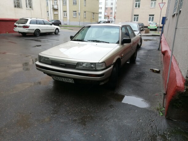 Toyota Camry V20, 1989 г.