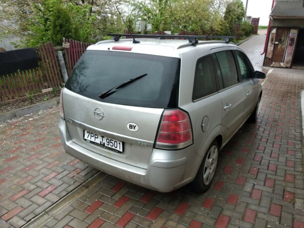 Opel Zafira B · Рестайлинг, 7 мест, 2009 г.