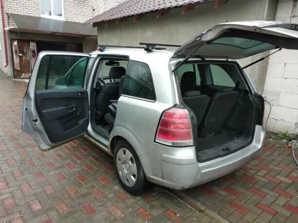 Opel Zafira B · Рестайлинг, 7 мест, 2009 г.