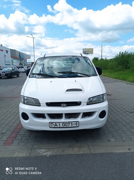 Hyundai H-1(Starex) I, 2000 г.