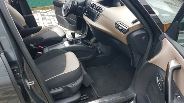 Citroen C4 Grand Picasso II, 7 мест, 2014 г.