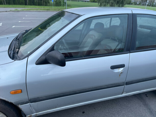 Nissan Primera P10, 1992 г.