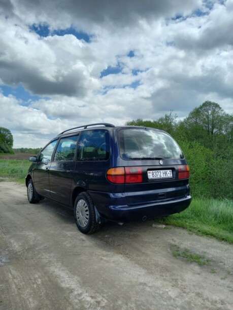 Volkswagen Sharan I, 7 мест, 2000 г.