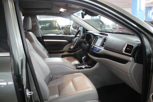 Toyota Highlander III (XU50) · Рестайлинг, 2017 г.