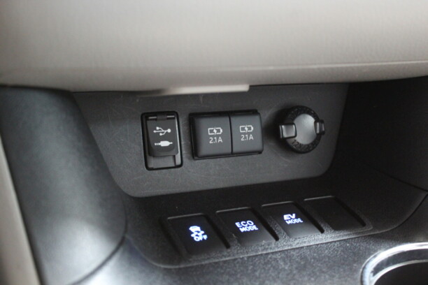 Toyota Highlander III (XU50) · Рестайлинг, 2017 г.