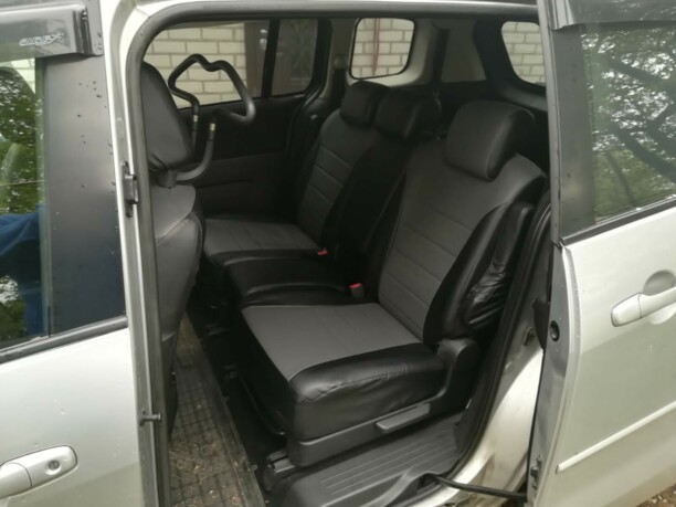 Mazda 5 I · Рестайлинг, 7 мест, 2008 г.