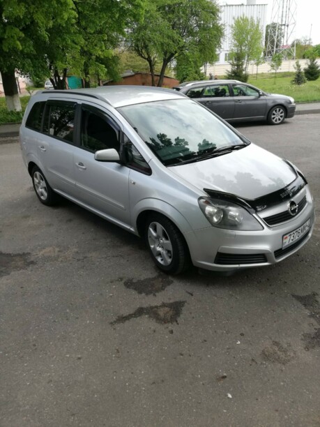 Opel Zafira B, 7 мест, 2006 г.