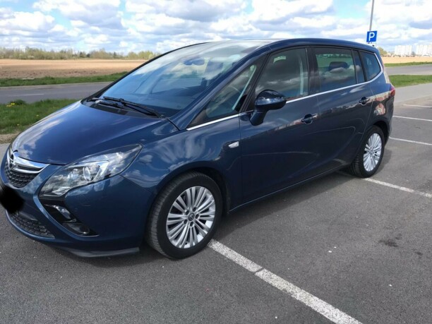 Opel Zafira C, 7 мест, 2015 г.