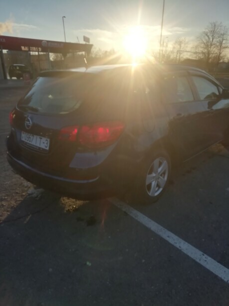 Opel Astra J, 2011 г.