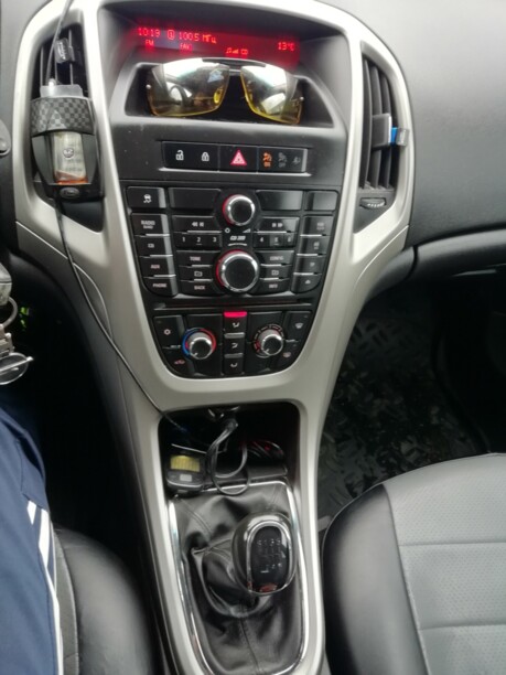 Opel Astra J, 2011 г.