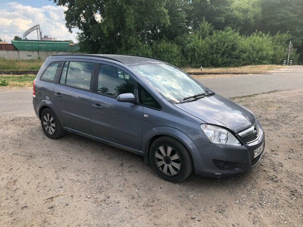 Opel Zafira B, 7 мест, 2007 г.