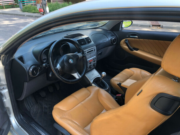 Alfa Romeo GT, 2005 г.