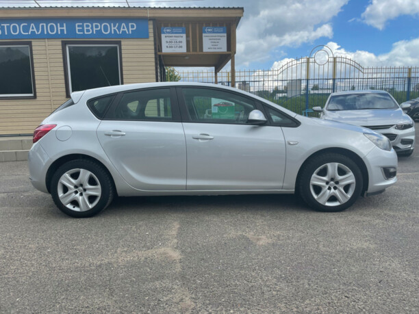 Opel Astra J, 2012 г.