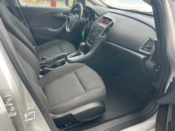 Opel Astra J, 2012 г.