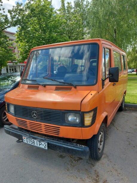 Mercedes-Benz T1 (207D-410D), 1986 г.