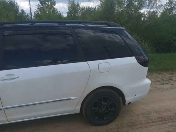 Toyota Sienna II (XL20), 7 мест, 2005 г.