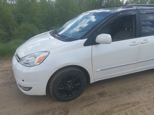Toyota Sienna II (XL20), 7 мест, 2005 г.