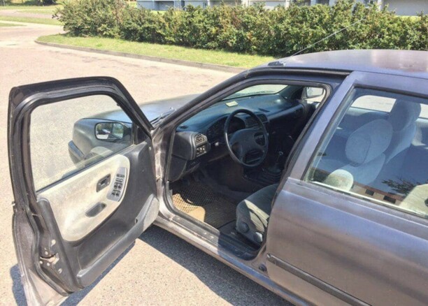 Nissan Sunny N14, 1995 г.