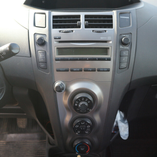 Toyota Yaris II (XP9) · Рестайлинг, 2010 г.