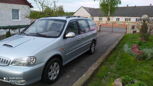 Kia Carnival I, 7 мест, 2001 г.