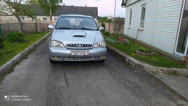 Kia Carnival I, 7 мест, 2001 г.