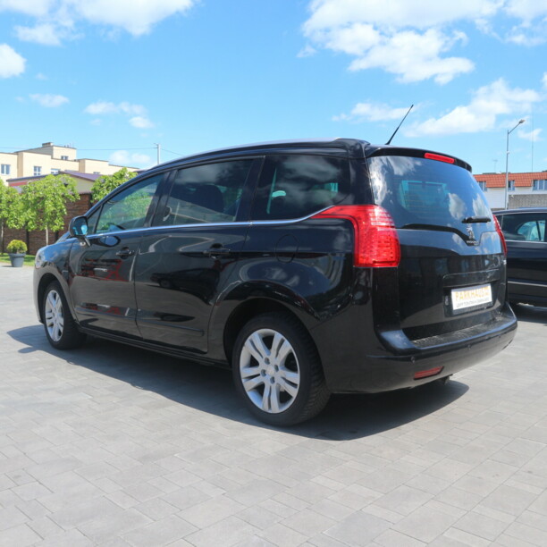 Peugeot 5008 I · Рестайлинг, 7 мест, 2016 г.