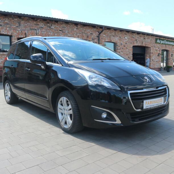 Peugeot 5008 I · Рестайлинг, 7 мест, 2016 г.