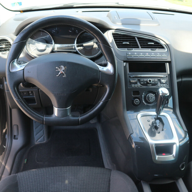Peugeot 5008 I · Рестайлинг, 7 мест, 2016 г.