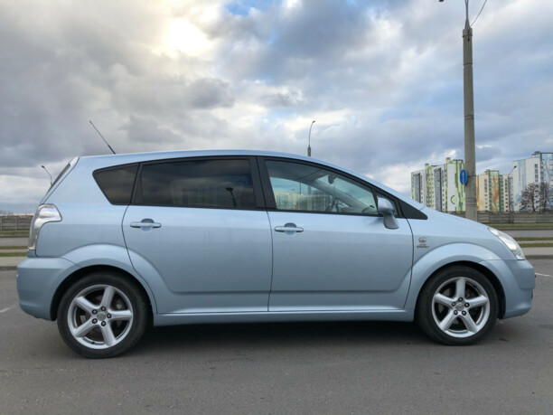 Toyota Corolla Verso II (E121), 7 мест, 2006 г.