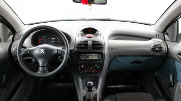 Peugeot 206 I, 2000 г.