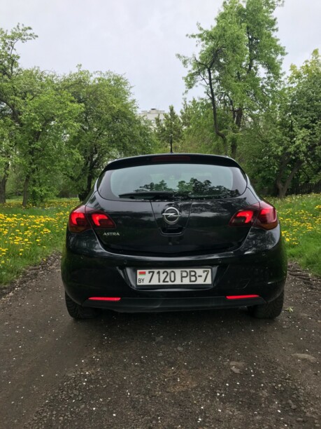 Opel Astra J, 2010 г.