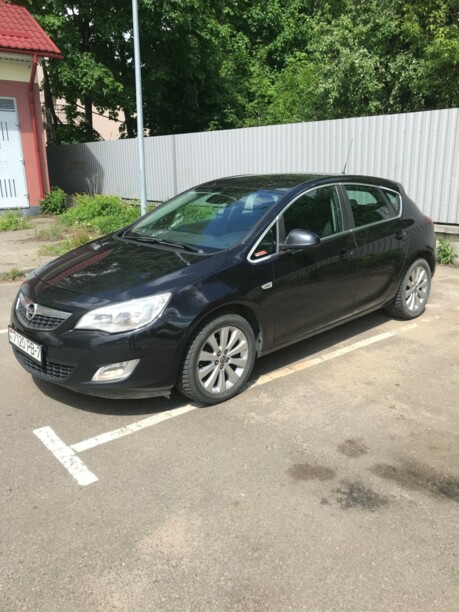Opel Astra J, 2010 г.