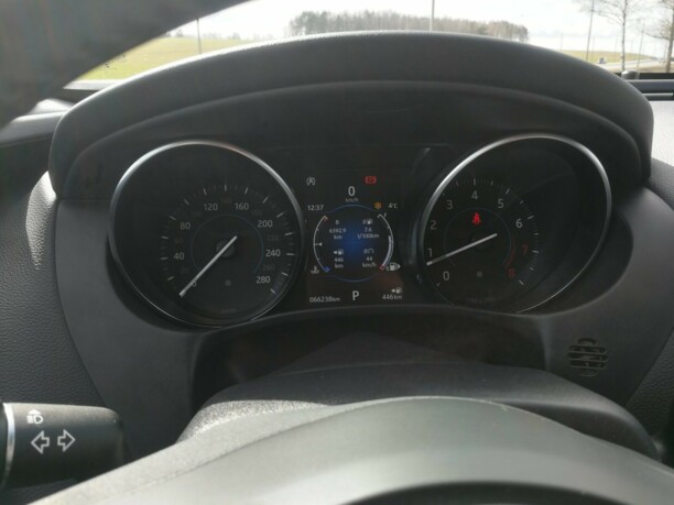 Jaguar XE, 2018 г.