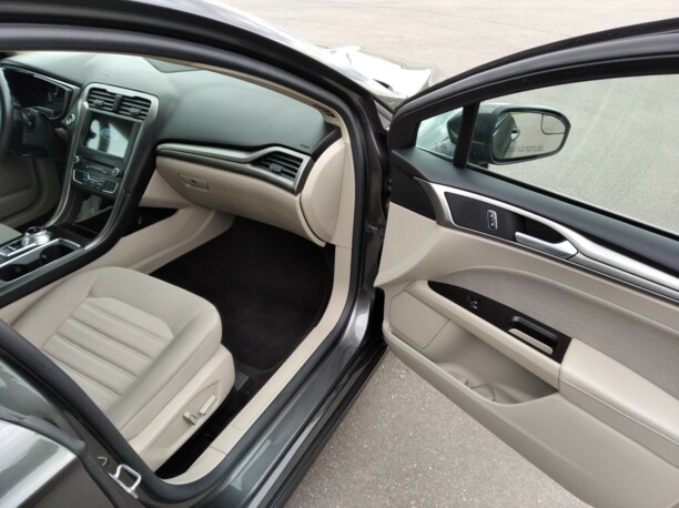 Ford Fusion USA II · Рестайлинг, 2017 г.