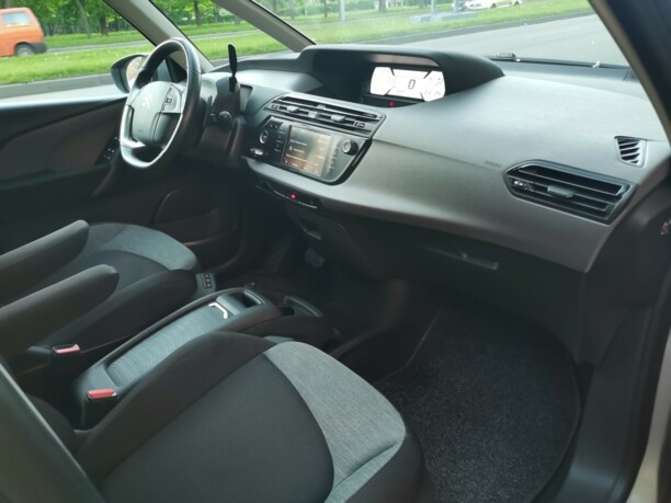 Citroen C4 Grand Picasso II · Рестайлинг, 7 мест, 2016 г.