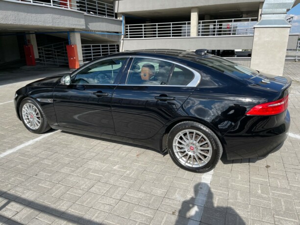Jaguar XE, 2016 г.