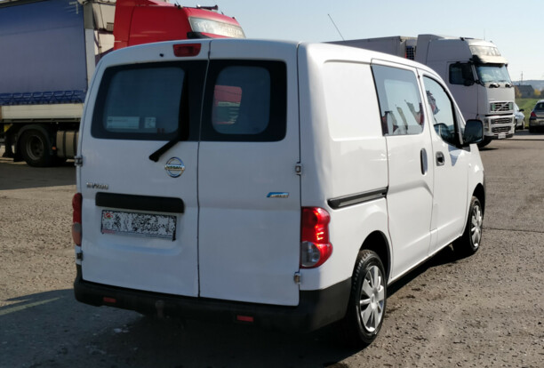 Nissan NV200, 2010 г.