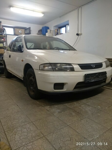 Mazda 323 BA, 1997 г.