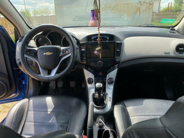 Chevrolet Cruze J300, 2011 г.