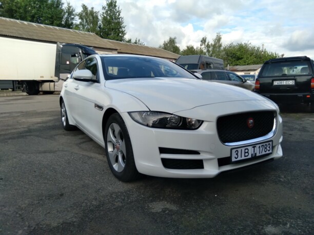 Jaguar XE, 2017 г.
