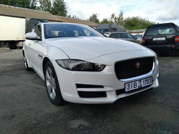 Jaguar XE, 2017 г.