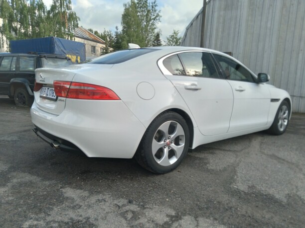 Jaguar XE, 2017 г.