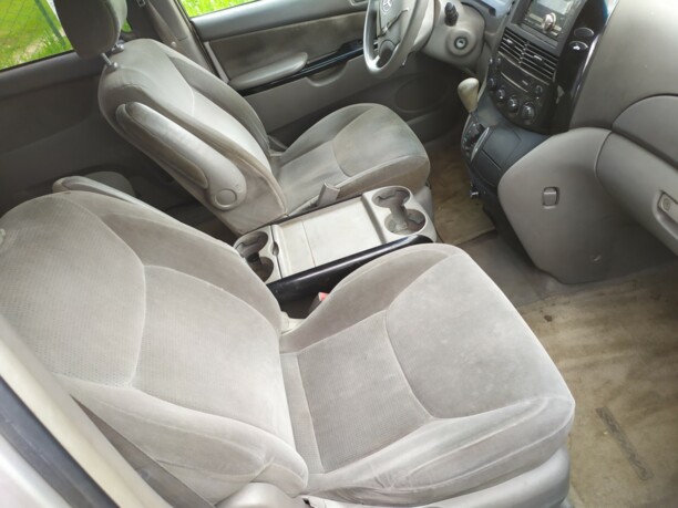 Toyota Sienna II (XL20), 7 мест, 2004 г.