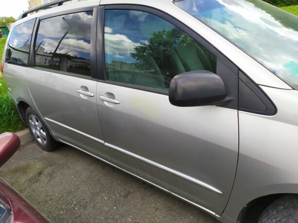 Toyota Sienna II (XL20), 7 мест, 2004 г.