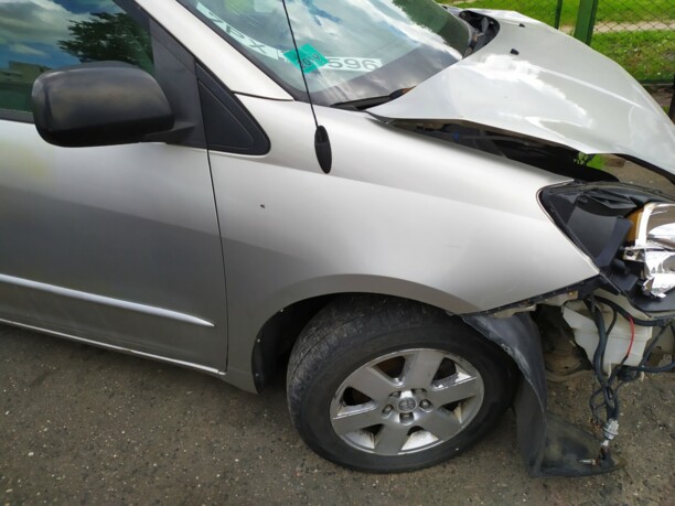 Toyota Sienna II (XL20), 7 мест, 2004 г.