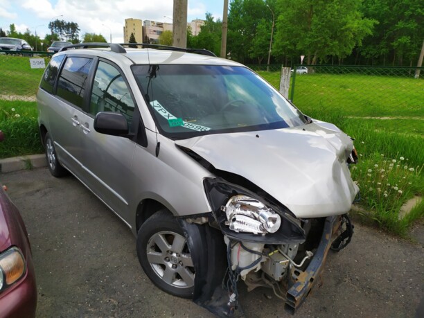 Toyota Sienna II (XL20), 7 мест, 2004 г.