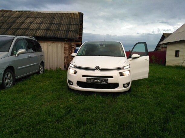 Citroen C4 Grand Picasso II, 7 мест, 2016 г.