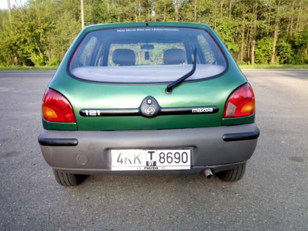 Mazda 121 III, 1997 г.