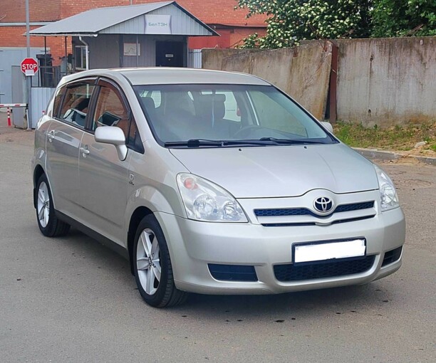 Toyota Corolla Verso II (E121), 2004 г.